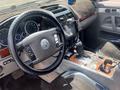 Volkswagen Touareg 2004 годаүшін4 000 000 тг. в Караганда – фото 6