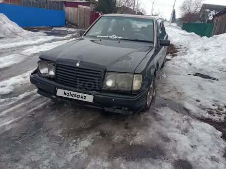 Mercedes-Benz E 260 1990 года за 600 000 тг. в Петропавловск