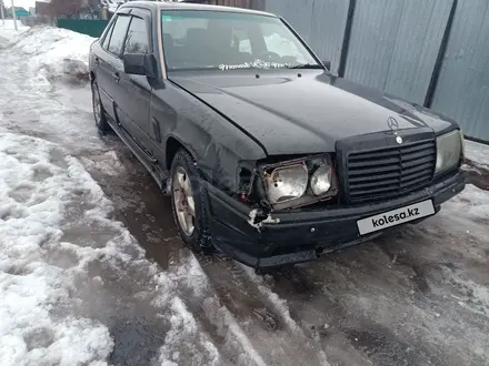 Mercedes-Benz E 260 1990 года за 600 000 тг. в Петропавловск – фото 4