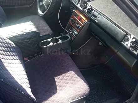 Mercedes-Benz E 220 1993 года за 2 800 000 тг. в Алматы – фото 10