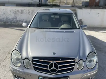 Mercedes-Benz E 200 2005 года за 4 200 000 тг. в Актау