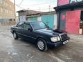 Mercedes-Benz E 200 1993 года за 900 000 тг. в Атырау – фото 3