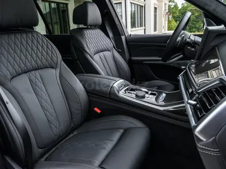 BMW X7 2023 года за 80 000 000 тг. в Алматы – фото 4