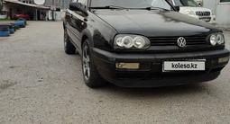 Volkswagen Golf 1996 года за 1 750 000 тг. в Алматы – фото 2