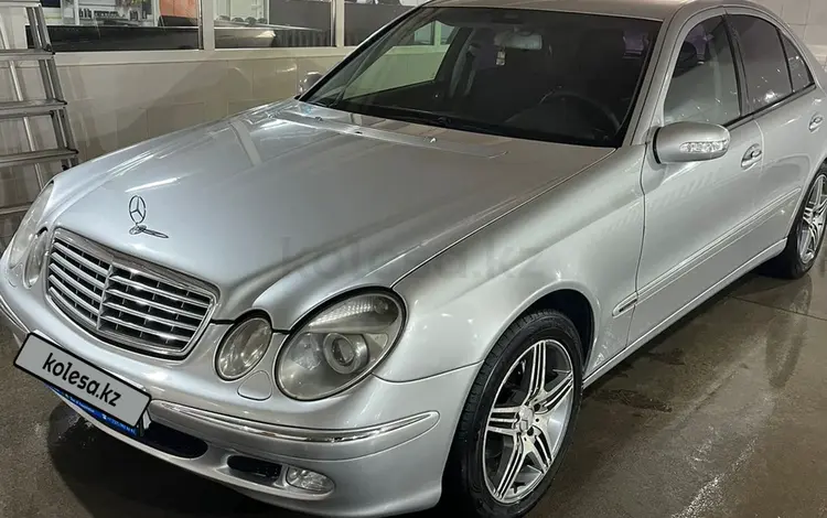 Mercedes-Benz E 320 2003 годаfor4 700 000 тг. в Астана