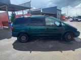Volkswagen Sharan 1997 годаүшін1 800 000 тг. в Уральск – фото 3
