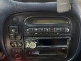 Volkswagen Sharan 1997 годаүшін1 800 000 тг. в Уральск – фото 5