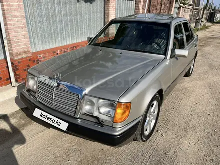 Mercedes-Benz E 230 1992 года за 2 500 000 тг. в Алматы – фото 5