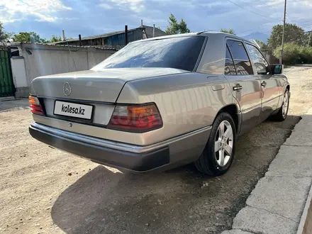 Mercedes-Benz E 230 1992 года за 2 500 000 тг. в Алматы – фото 9