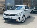 Kia Rio 2021 годаfor8 000 000 тг. в Уральск – фото 4