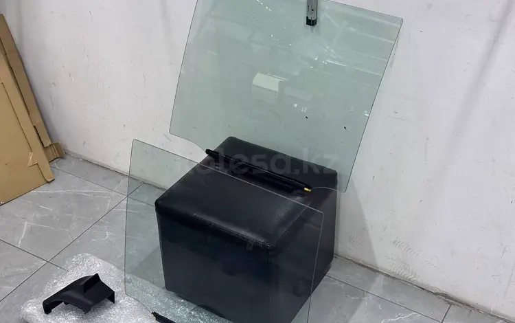 Стекло опускное Lexus LX570 (2007-2021) NEW ORIGINAL за 165 000 тг. в Алматы