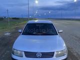 Volkswagen Passat 1999 года за 1 300 000 тг. в Семей