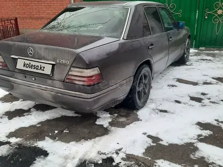 Mercedes-Benz E 280 1993 года за 1 900 000 тг. в Кызылорда – фото 43