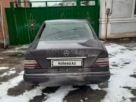 Mercedes-Benz E 280 1993 года за 1 900 000 тг. в Кызылорда – фото 44