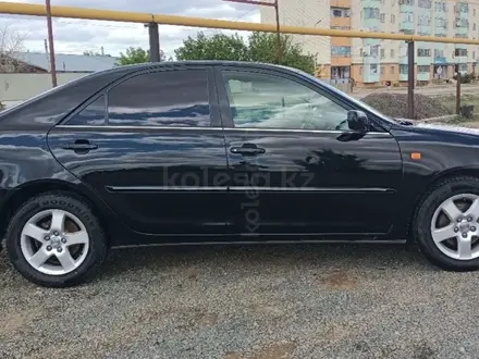 Toyota Camry 2004 года за 6 777 777 тг. в Актобе – фото 2