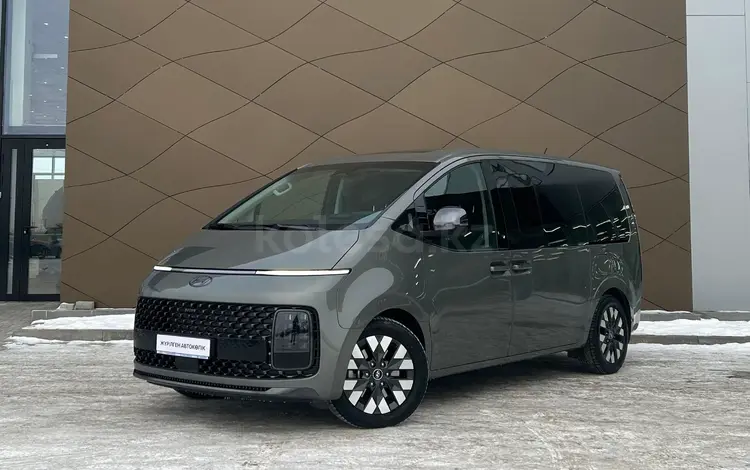 Hyundai Staria 2023 года за 22 590 000 тг. в Караганда