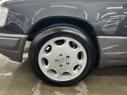 Mercedes-Benz E 220 1994 года за 4 900 000 тг. в Астана – фото 14