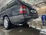 Mercedes-Benz E 220 1994 годаүшін3 200 000 тг. в Астана – фото 4