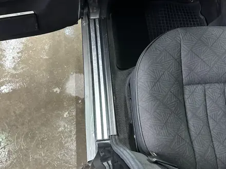 Mercedes-Benz E 220 1994 года за 4 900 000 тг. в Астана – фото 7