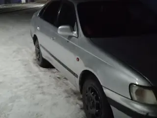 Toyota Carina E, 1997