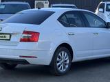 Skoda Octavia 2017 года за 7 300 000 тг. в Уральск – фото 4