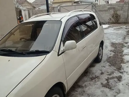 Toyota Ipsum 2000 года за 4 500 000 тг. в Алматы – фото 9