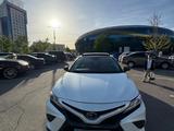 Toyota Camry 2020 года за 15 500 000 тг. в Алматы
