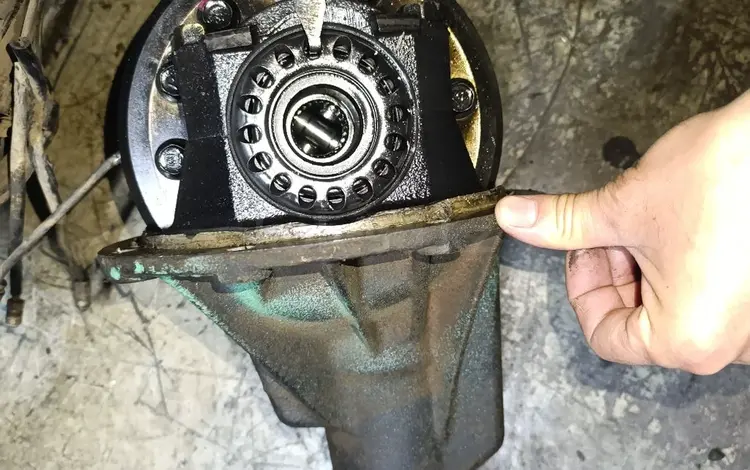 Задний редуктор Сузуки гранд Витара за 120 000 тг. в Алматы