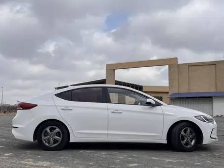 Hyundai Avante 2019 годаүшін8 000 000 тг. в Кентау – фото 4