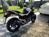 Suzuki  SFV 400 Gladius 2011 года за 2 800 000 тг. в Алматы