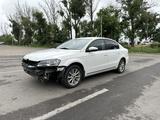 Volkswagen Passat 2013 года за 3 800 000 тг. в Алматы – фото 4