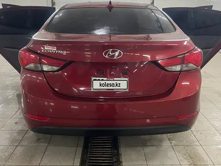 Hyundai Elantra 2015 года за 4 400 000 тг. в Актобе – фото 3