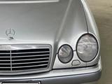 Mercedes-Benz E 320 1998 года за 2 900 000 тг. в Алматы
