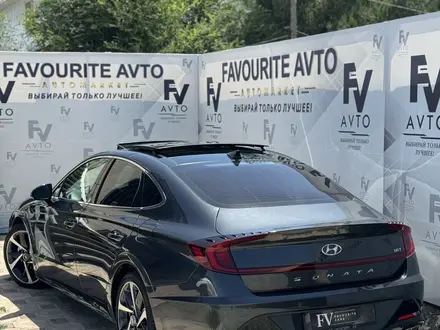 Hyundai Sonata 2021 года за 11 800 000 тг. в Шымкент – фото 3