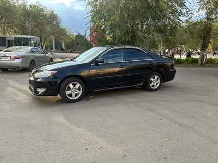 Toyota Camry 2005 года за 6 200 000 тг. в Актобе – фото 4