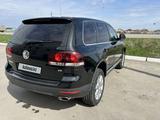 Volkswagen Touareg 2007 года за 7 600 000 тг. в Костанай – фото 5