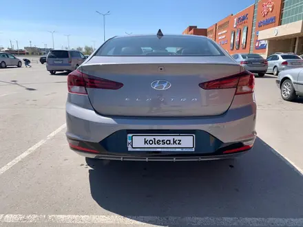 Hyundai Elantra 2019 года за 9 200 000 тг. в Костанай – фото 4