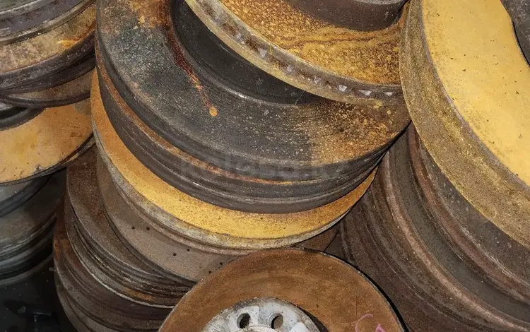 Тормозные диски Audi Volkswagen Skoda за 15 000 тг. в Алматы