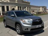 Toyota Highlander 2016 года за 10 100 000 тг. в Атырау – фото 2