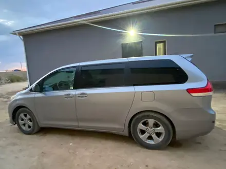 Toyota Sienna 2010 года за 10 000 000 тг. в Жанаозен – фото 3