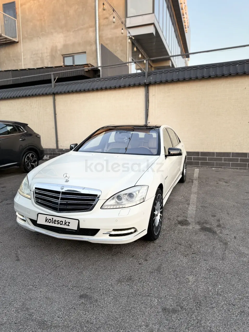 Mercedes-Benz S-Class, 2009