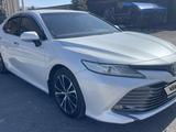 Toyota Camry 2018 годаүшін14 200 000 тг. в Шымкент – фото 2