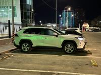 Toyota RAV4 2022 годаүшін19 000 000 тг. в Атырау