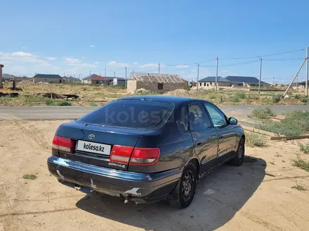 Toyota Carina E 1995 года за 1 000 000 тг. в Атырау – фото 4