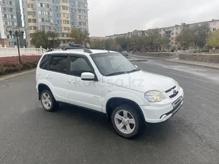 Chevrolet Niva 2014 года за 3 500 000 тг. в Атырау – фото 3