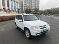 Chevrolet Niva 2014 года за 3 500 000 тг. в Атырау – фото 4