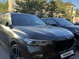 BMW X7 2020 года за 37 000 000 тг. в Астана