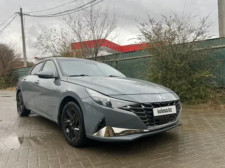 Hyundai Elantra 2021 года за 8 900 000 тг. в Актобе – фото 7