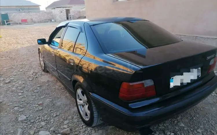 BMW 325 1993 годаүшін1 500 000 тг. в Актау