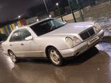 Mercedes-Benz E 240 1998 годаүшін2 500 000 тг. в Усть-Каменогорск – фото 3